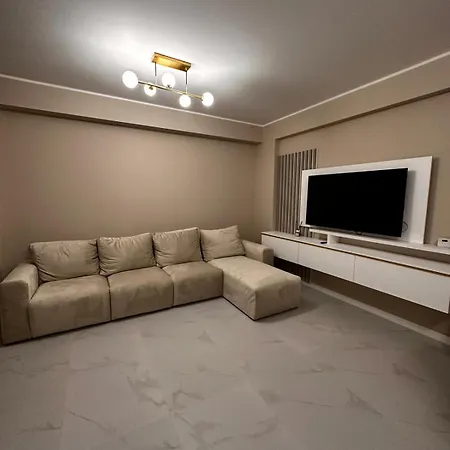 Cu Piscina Navodari